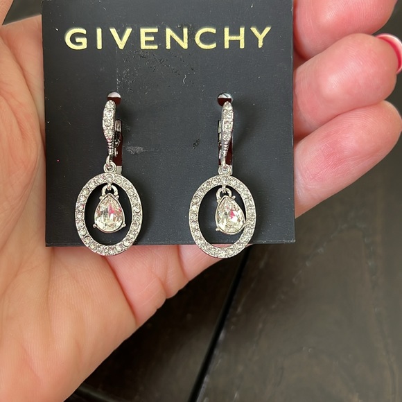 Givenchy Earrings - Picture 5 of 6
